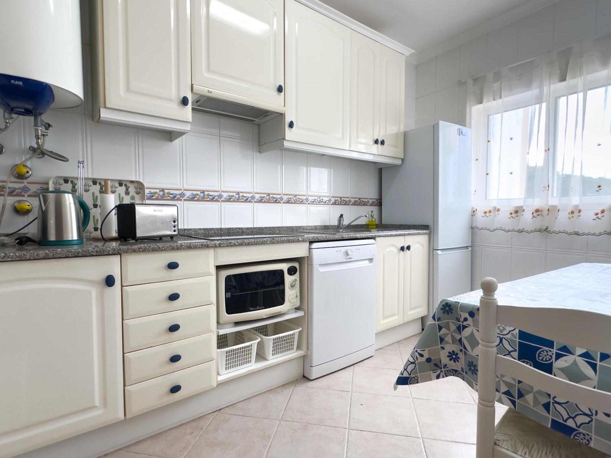 Os Apartamentos A Ramos Na Praia Da Gale Estao Inserido Em Condominio Com Piscina, Fica Apenas A 350 Metros Da Praia Da Gale - Apartamentos Com Ar Condicionado Tanto Nos Quartos Como Na Sala, Smart Tv Com Prime Video E Cozinha Completa Albufeira Exteriör bild