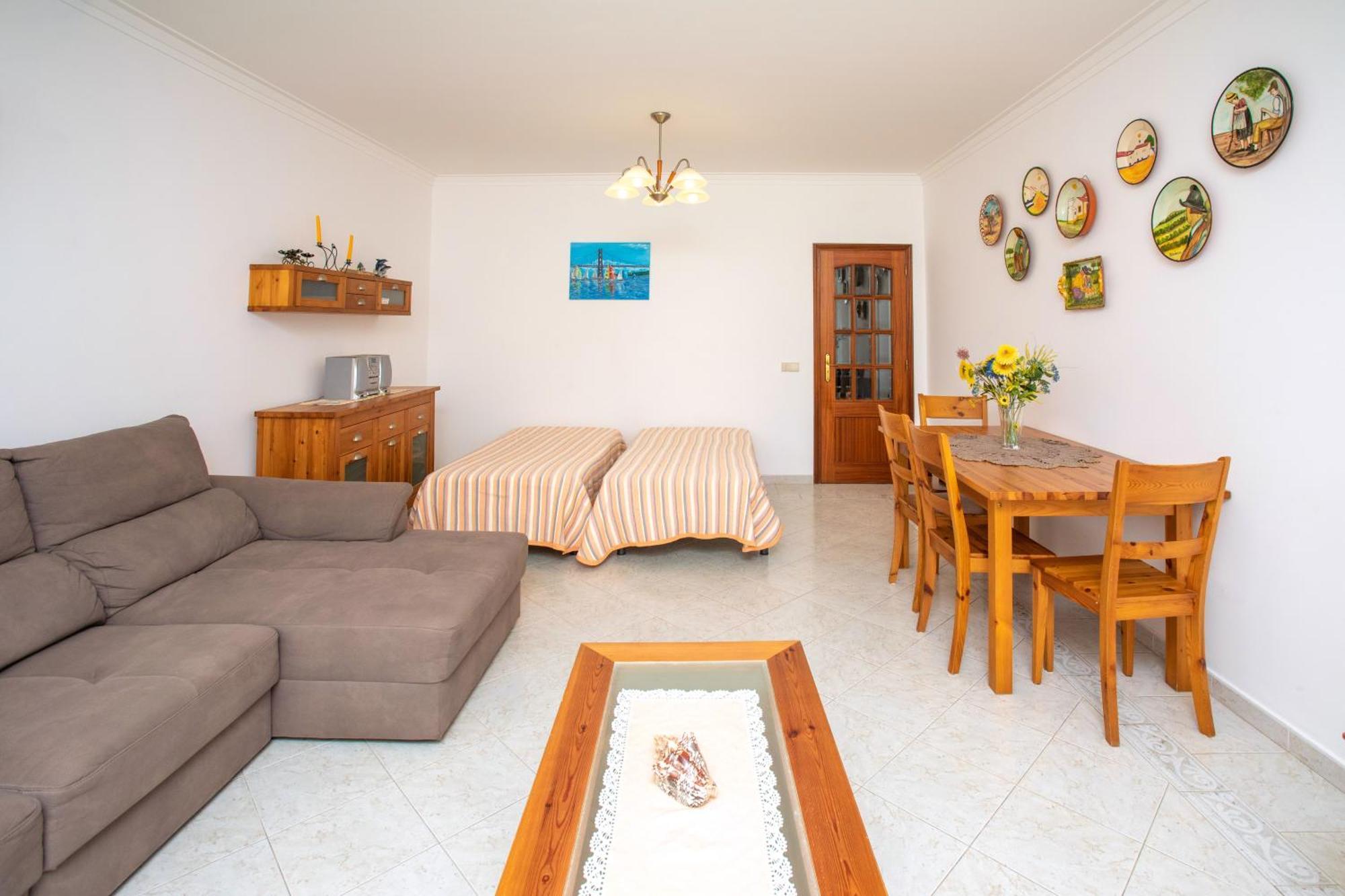 Os Apartamentos A Ramos Na Praia Da Gale Estao Inserido Em Condominio Com Piscina, Fica Apenas A 350 Metros Da Praia Da Gale - Apartamentos Com Ar Condicionado Tanto Nos Quartos Como Na Sala, Smart Tv Com Prime Video E Cozinha Completa Albufeira Exteriör bild