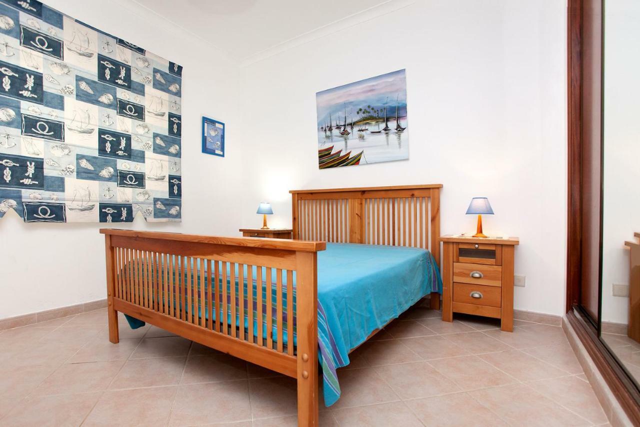 Os Apartamentos A Ramos Na Praia Da Gale Estao Inserido Em Condominio Com Piscina, Fica Apenas A 350 Metros Da Praia Da Gale - Apartamentos Com Ar Condicionado Tanto Nos Quartos Como Na Sala, Smart Tv Com Prime Video E Cozinha Completa Albufeira Exteriör bild
